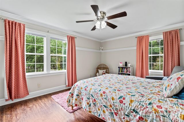 108 Brookmeade Drive, Statesville, NC 28625