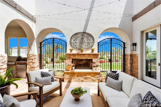 8311 Macron, Oak Hills, CA 92344