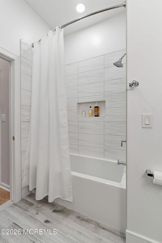 1 Old Mill Court, Barnegat, NJ 08005