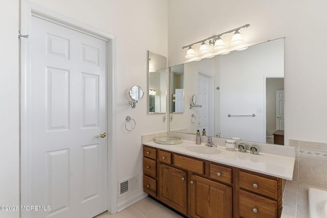 1 Old Mill Court, Barnegat, NJ 08005