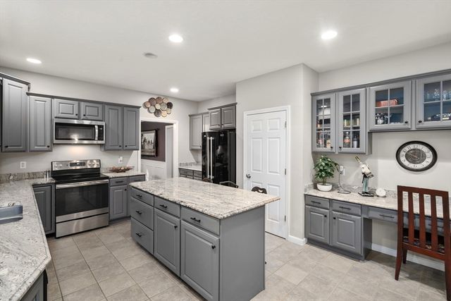 150 Sprague, Northbridge, MA 01534