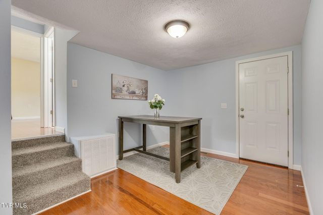306 Hemlock Street, Mount Carmel, TN 37645