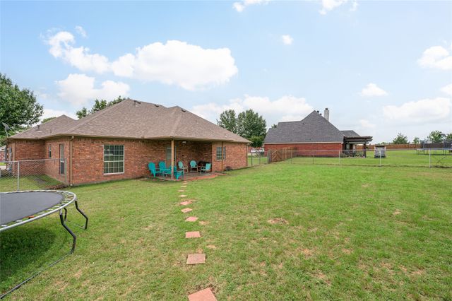 408 Sunshine Trail, Bells, TX 75414