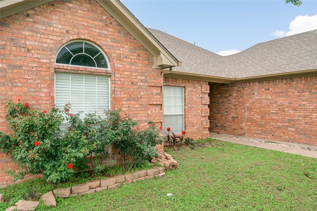 408 Sunshine Trail, Bells, TX 75414