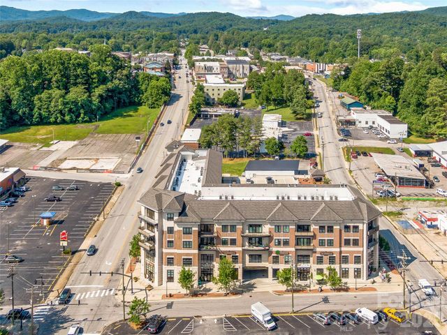 29 W French Broad Street 316, Brevard, NC 28712
