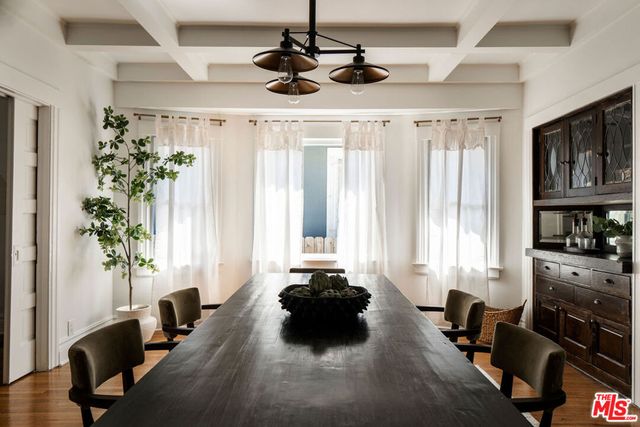 2128 W 30th Street, Los Angeles, CA 90018