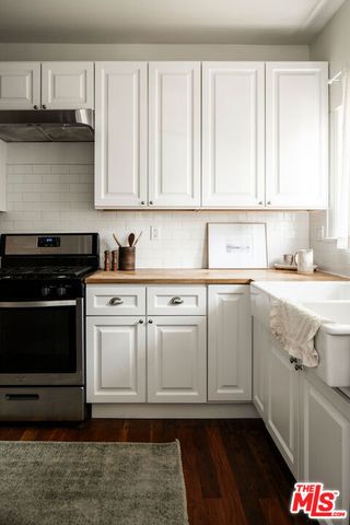 2128 W 30th Street, Los Angeles, CA 90018