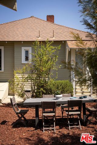 2128 W 30th Street, Los Angeles, CA 90018