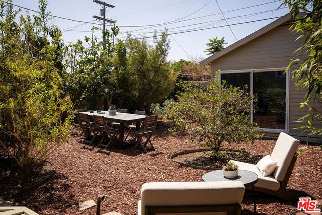 2128 W 30th Street, Los Angeles, CA 90018