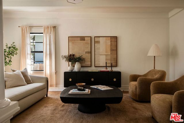 2128 W 30th Street, Los Angeles, CA 90018