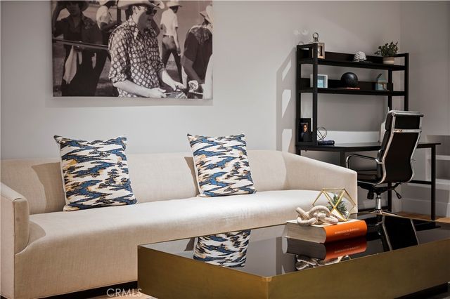 11305 Valley Spring Lane, Studio City, CA 91602