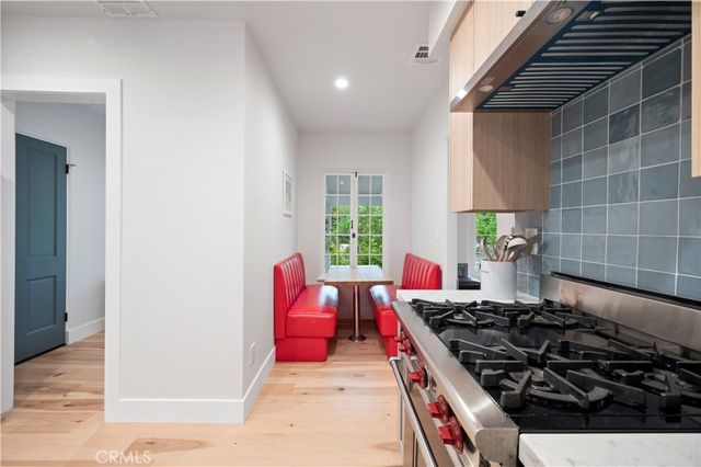 11305 Valley Spring Lane, Studio City, CA 91602