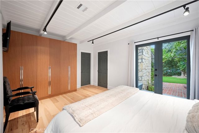 11305 Valley Spring Lane, Studio City, CA 91602