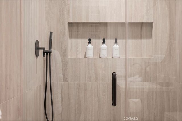 11305 Valley Spring Lane, Studio City, CA 91602