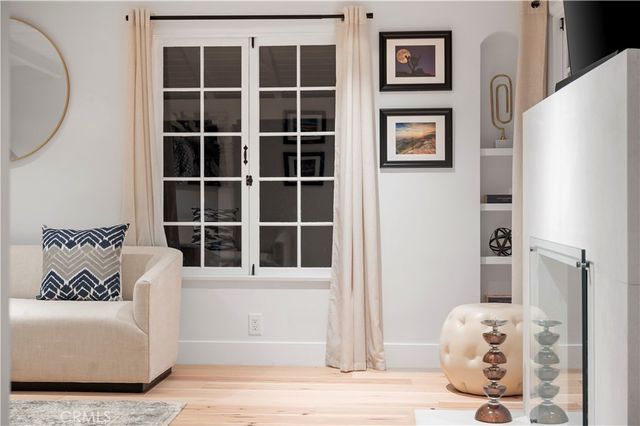 11305 Valley Spring Lane, Studio City, CA 91602