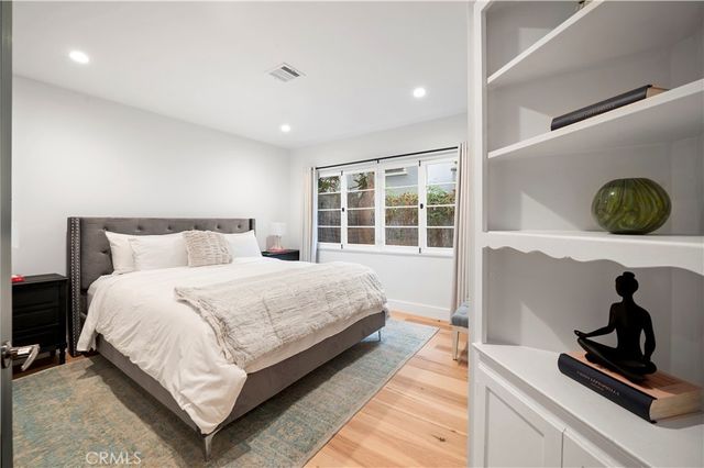 11305 Valley Spring Lane, Studio City, CA 91602