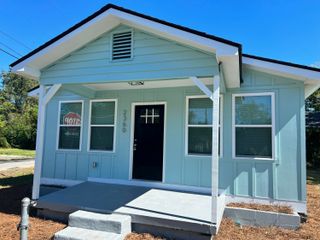 2363 Cosmopolitan Street, North Charleston, SC 29405