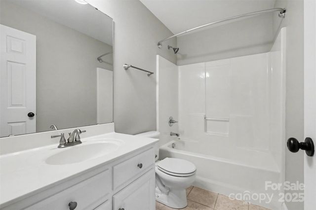 9529 Numenore Drive, Charlotte, NC 28269