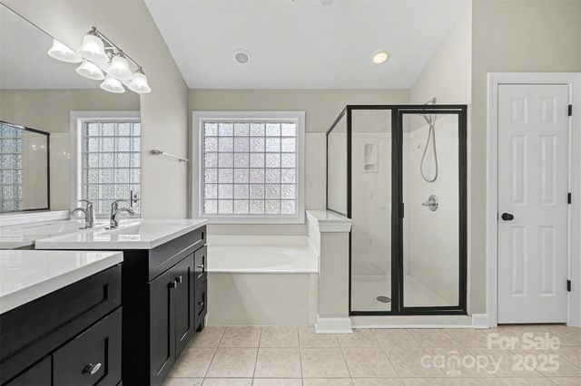 9529 Numenore Drive, Charlotte, NC 28269