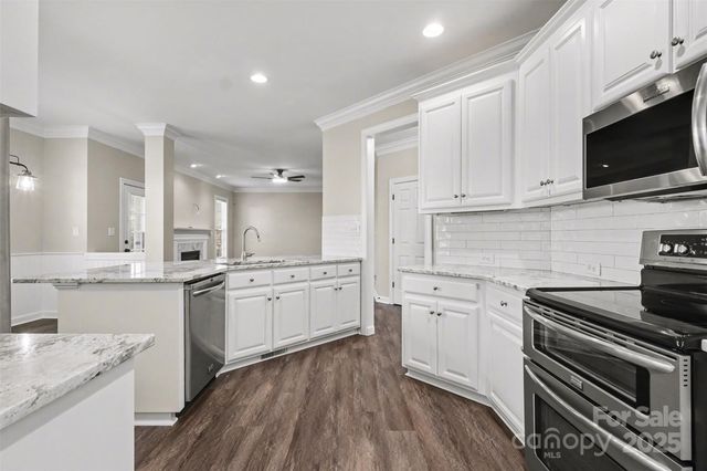 9529 Numenore Drive, Charlotte, NC 28269