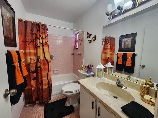 7235 Pine Bluff Drive, Lake Worth, FL 33467