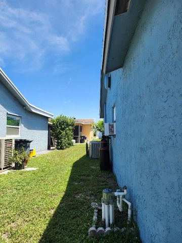 7235 Pine Bluff Drive, Lake Worth, FL 33467