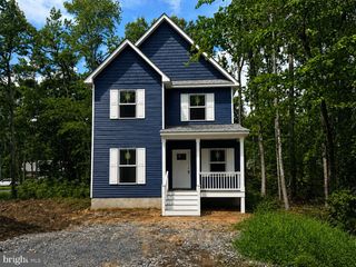 13 LAUREL LN, Colonial Beach, VA 22443