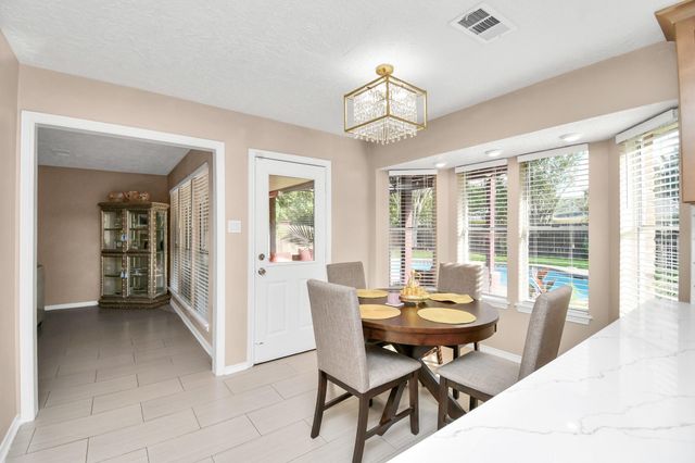 6827 La Puente Drive, Houston, TX 77083