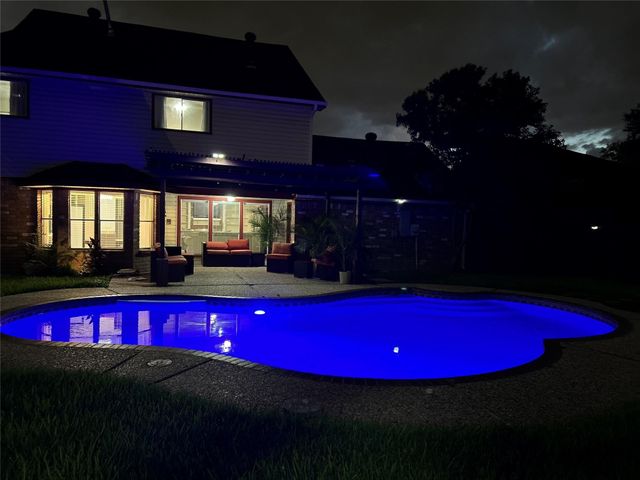 6827 La Puente Drive, Houston, TX 77083