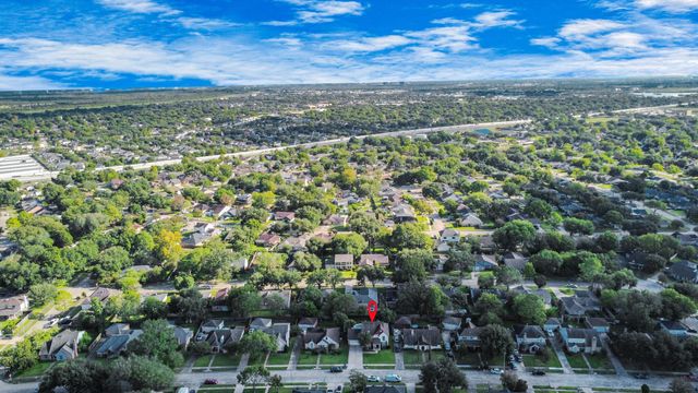 6827 La Puente Drive, Houston, TX 77083