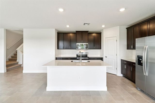 891 SUNSHOWER DRIVE, Lady Lake, FL 32159