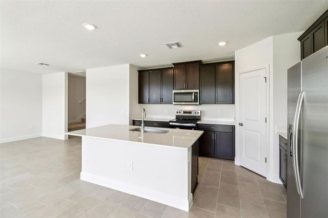 891 SUNSHOWER DRIVE, Lady Lake, FL 32159