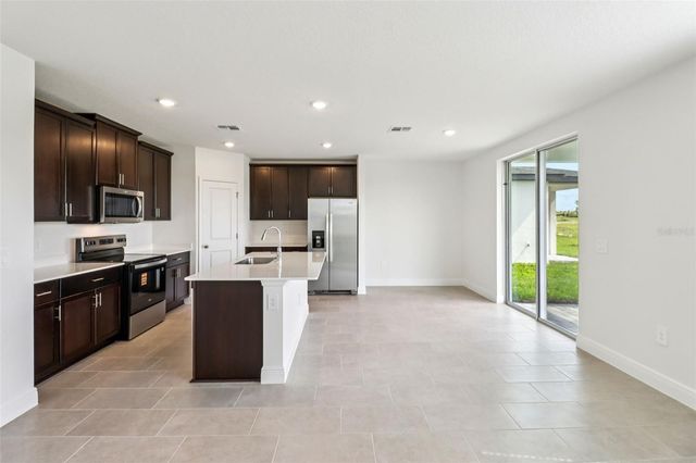 891 SUNSHOWER DRIVE, Lady Lake, FL 32159
