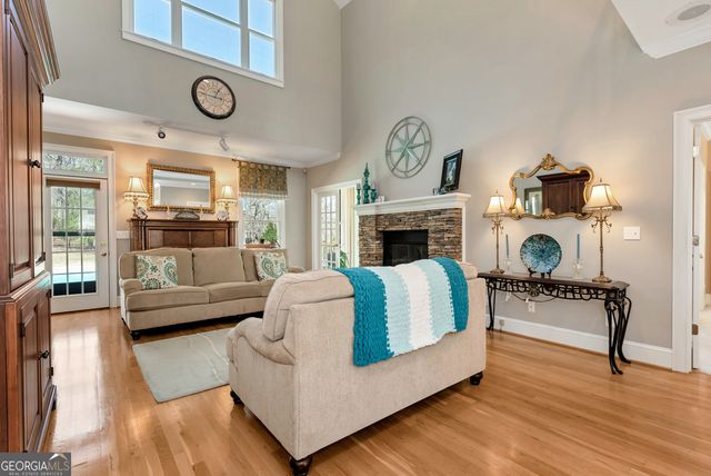 92 Cedar Valley Trail W, Winder, GA 30680