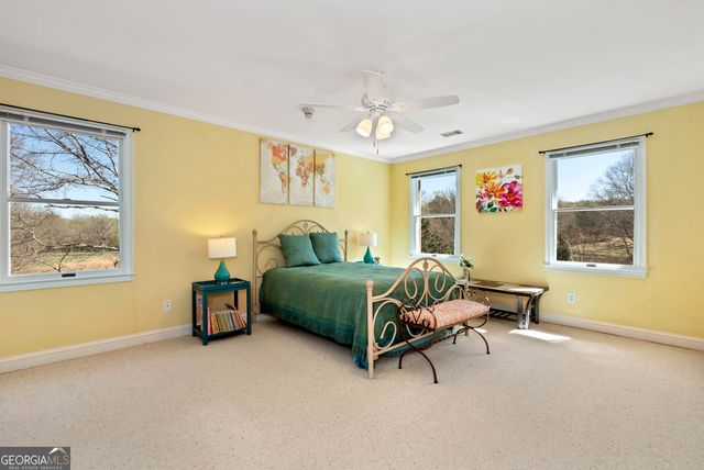 92 Cedar Valley Trail W, Winder, GA 30680