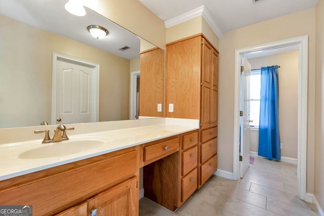 92 Cedar Valley Trail W, Winder, GA 30680