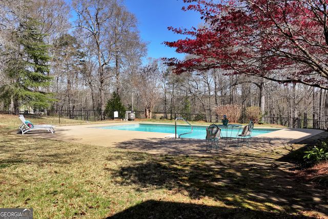 92 Cedar Valley Trail W, Winder, GA 30680