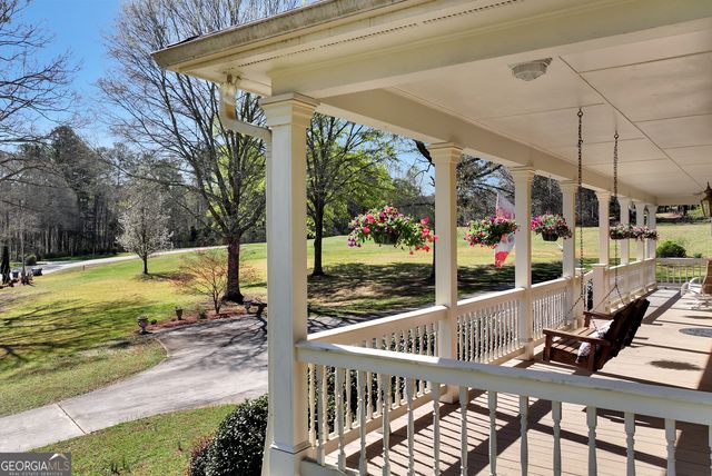 92 Cedar Valley Trail W, Winder, GA 30680