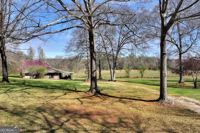 92 Cedar Valley Trail W, Winder, GA 30680