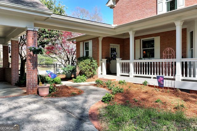 92 Cedar Valley Trail W, Winder, GA 30680