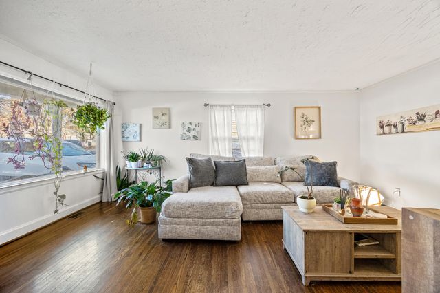 656 Sheridan Drive, Lexington, KY 40503