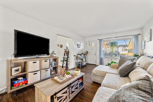 656 Sheridan Drive, Lexington, KY 40503