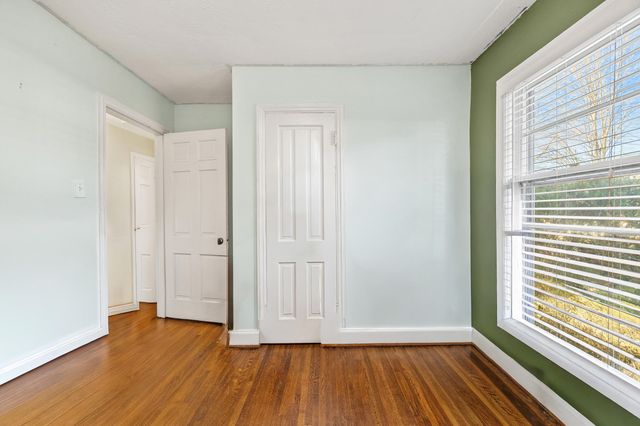 656 Sheridan Drive, Lexington, KY 40503