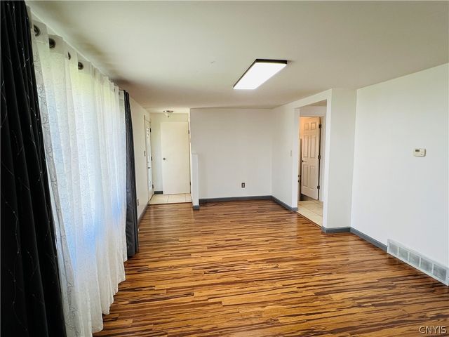 7 East Rouen, Cheektowaga, NY 14227