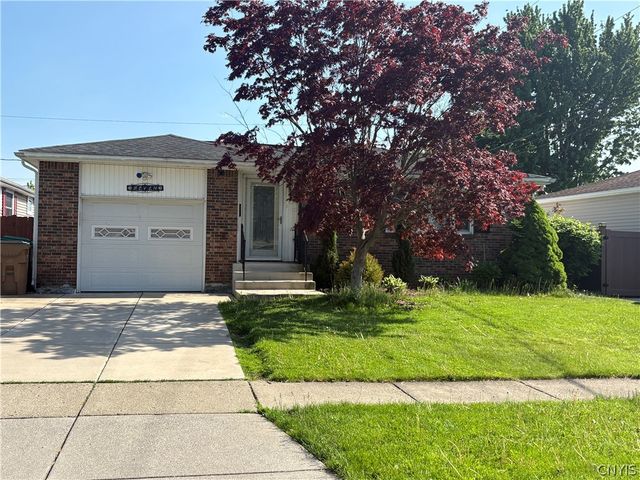 7 East Rouen, Cheektowaga, NY 14227