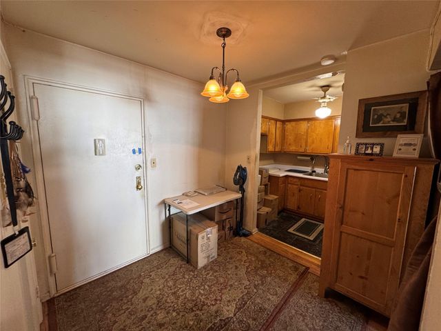 100 S Ocean Avenue 3m, Freeport, NY 11520