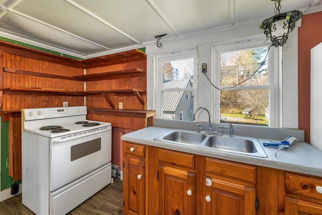 39 Elm Street, Lancaster, NH 03584