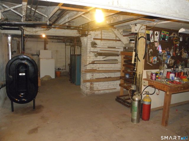 10 Potter Street, Windham, CT 06226