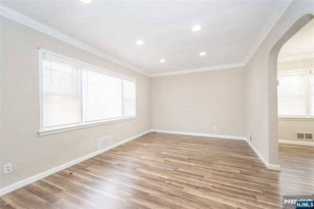 14 Hudson Street, Bergenfield, NJ 07621