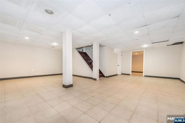 14 Hudson Street, Bergenfield, NJ 07621